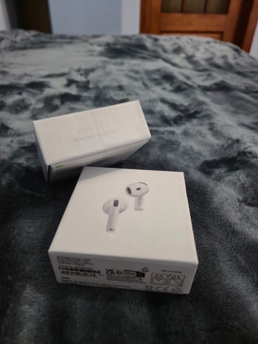 Airpods 4 ANC Noi sigilate