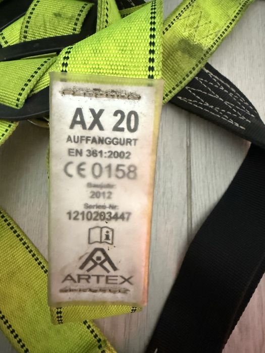 Ham pentru Alpinisti AX 20