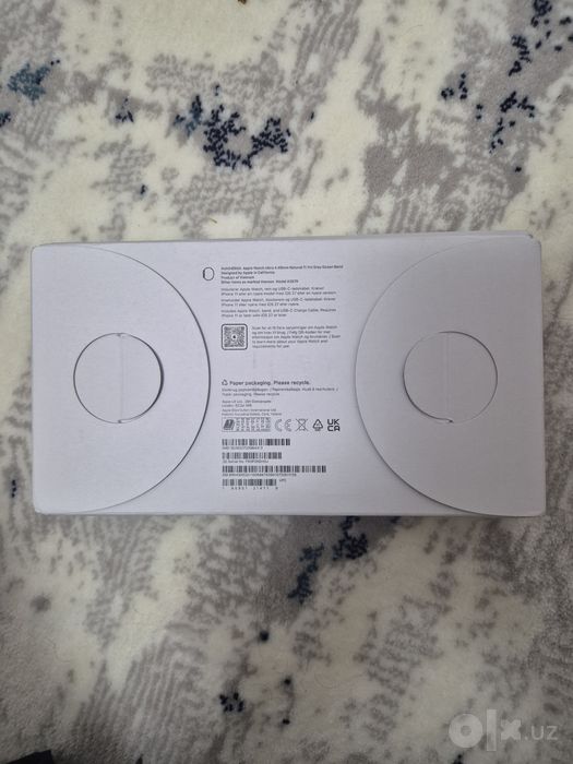 Apple Watch Ultra 4 — 49 mm