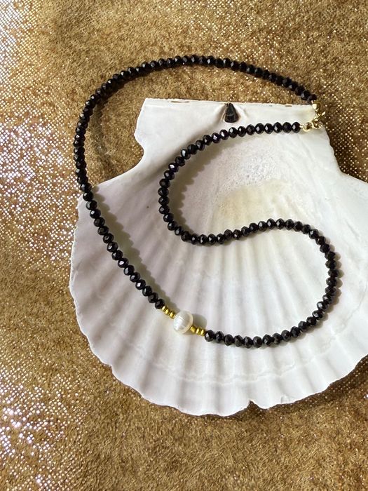 Бижута - колиета/гривни