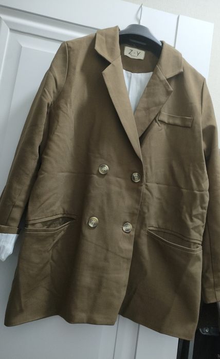 Продам женский пиджак