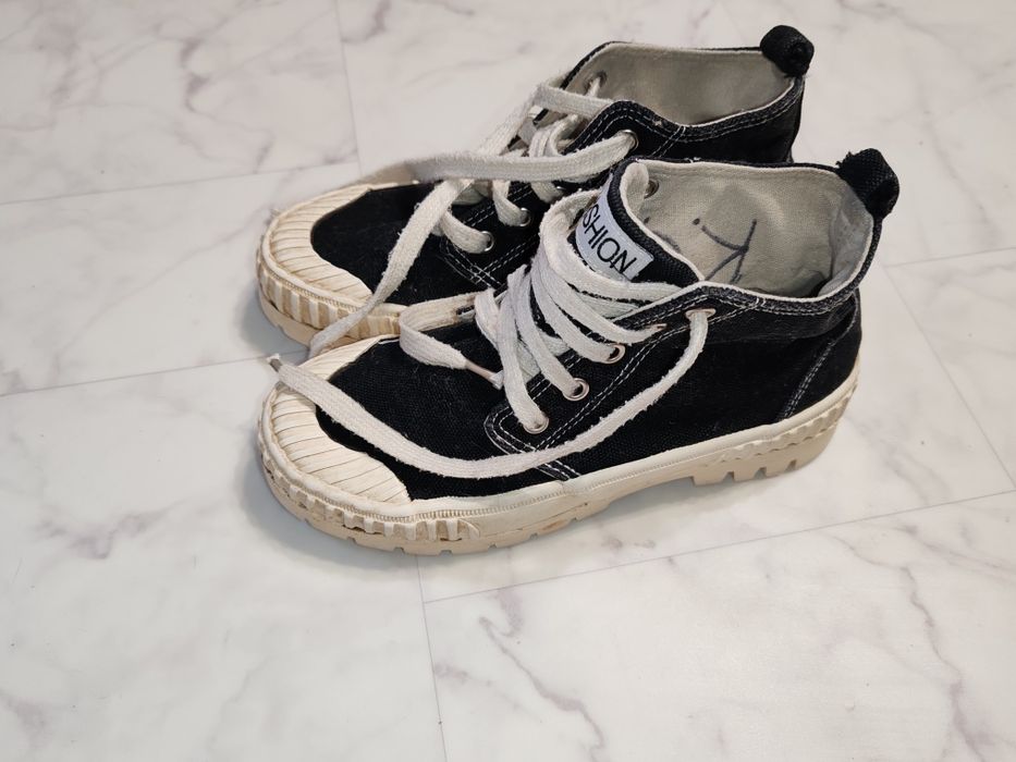 Продам кеды детские