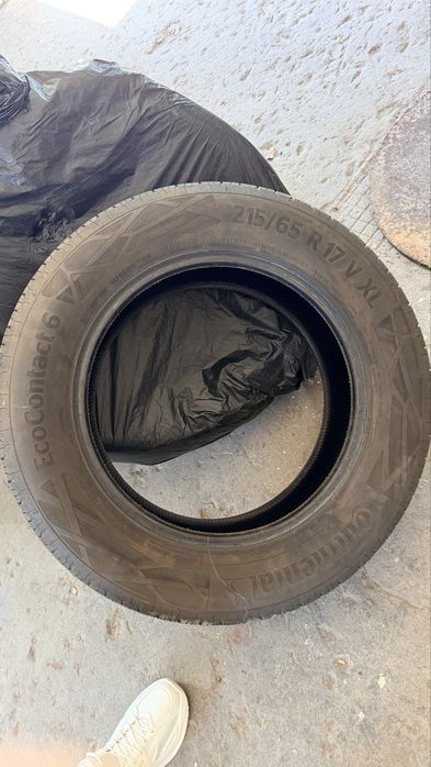 Continental EcoContact 6 215/65/R17 V XL