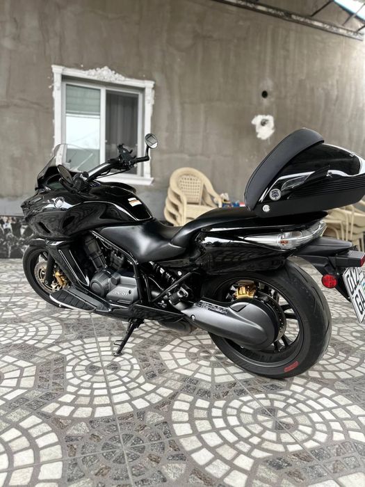 Honda DN-01 единственный в Узбекистане