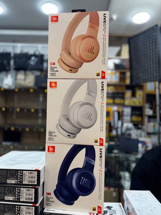 Наушники JBL Live 670NC