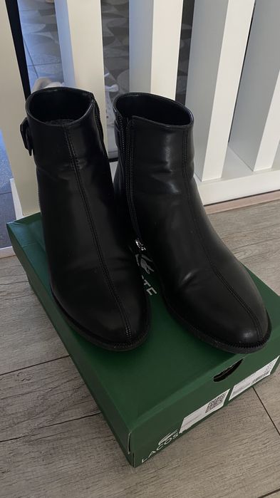 Продам ботинки размер 35 в идеальном состоянии