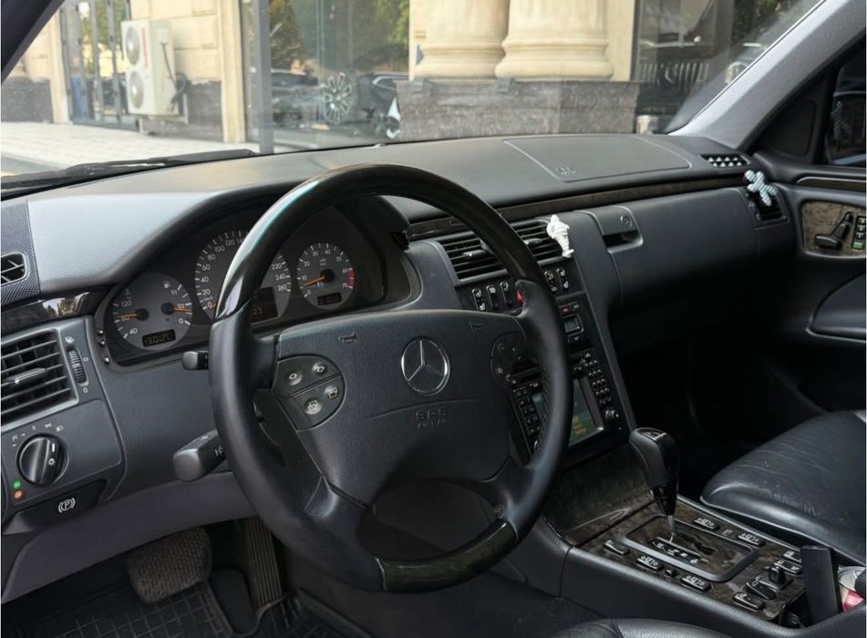 Mercedes w210 e320 avangard