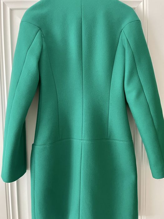 Пальто демисезонное