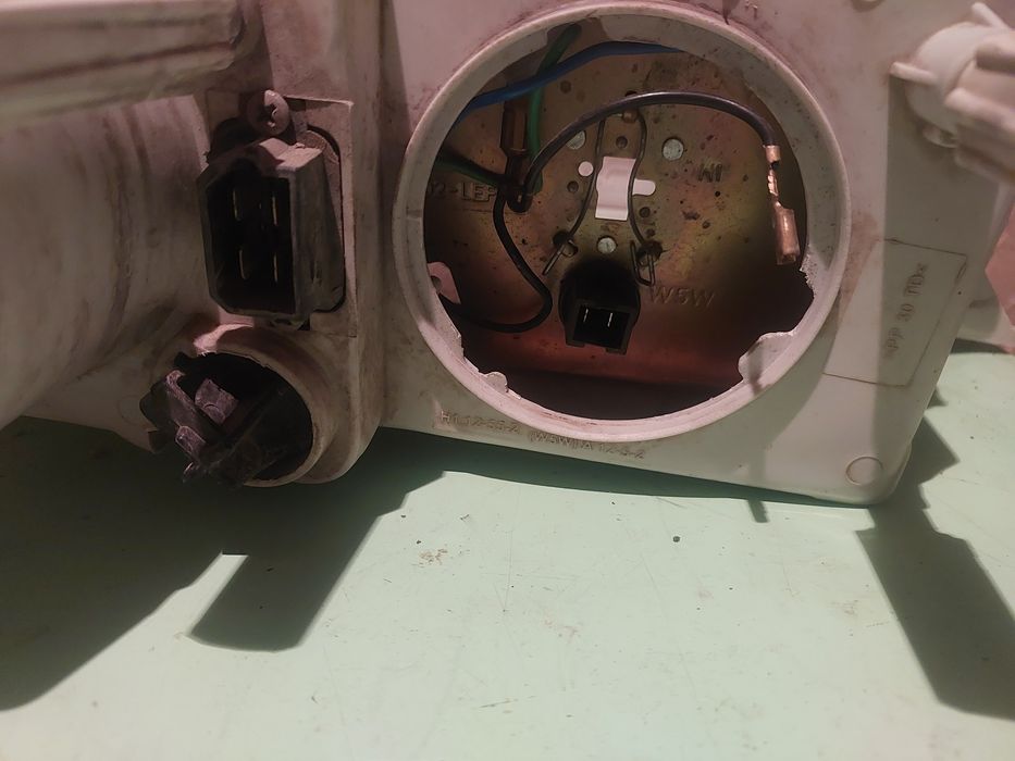 Фар лада 2110,2111,2112