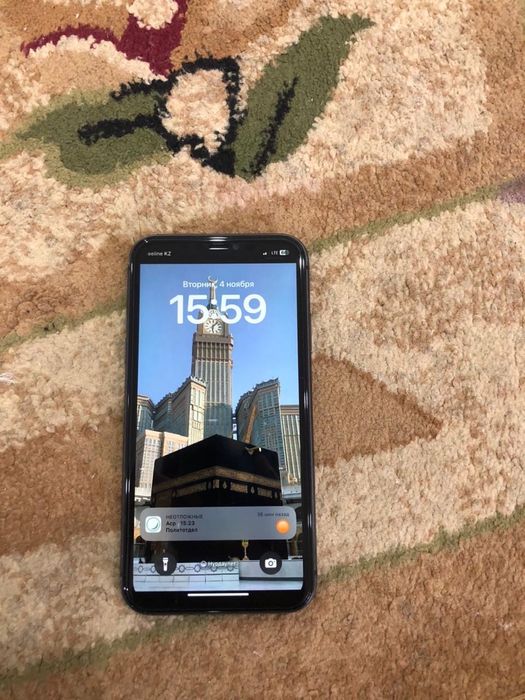 Айфон 11 вариант есть