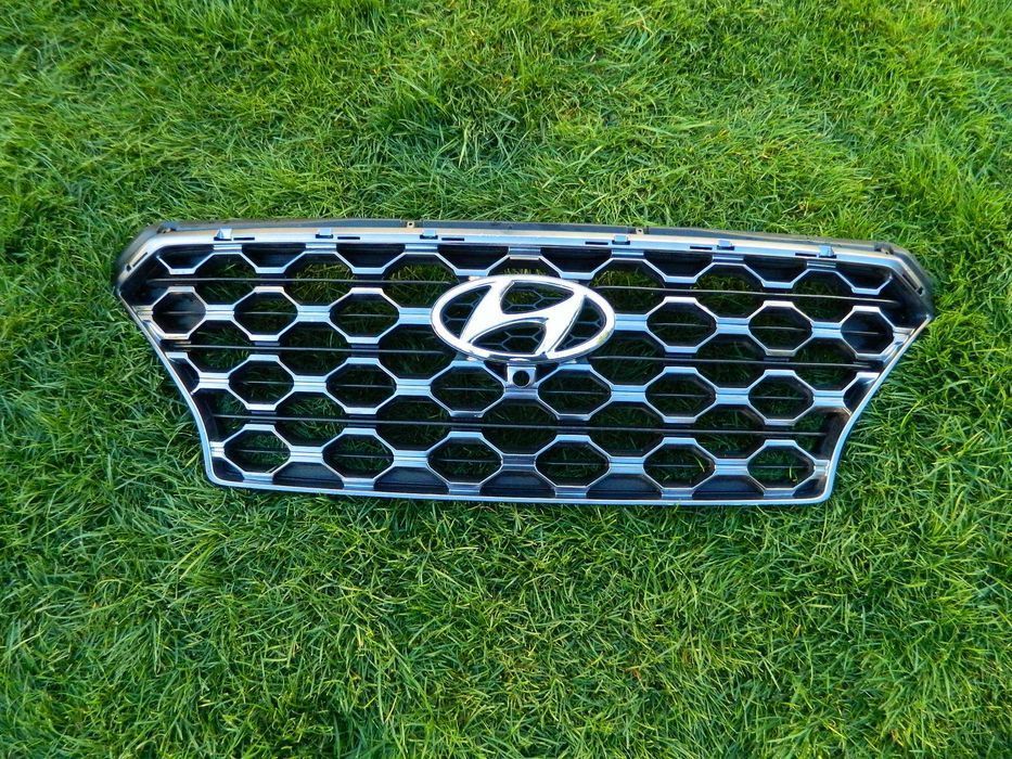 Grila radiator Hyundai Santa Fe model 2019-2021 cod 86366-S1110