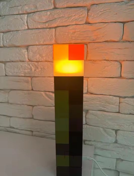Lampă decorativă Minecraft în formă de torță