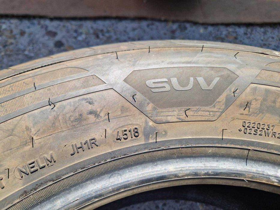 4 Goodyear R18 235/65 Летни гуми  DOT4518