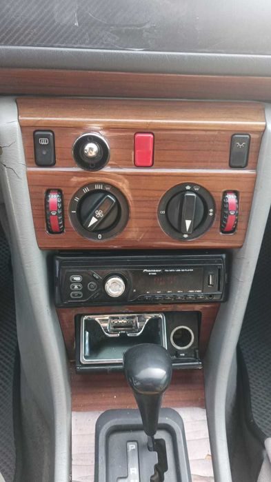 Mercedes Benz E200 Мерседес Е200