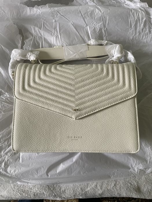 Дамски чанти Ted Baker