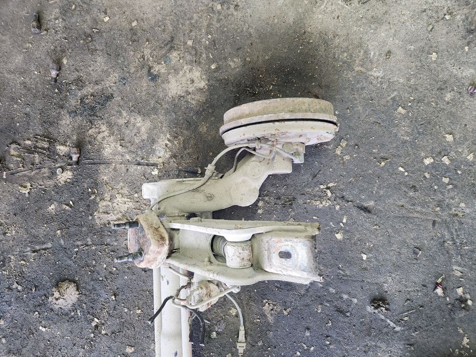 Заден мост пежо 306