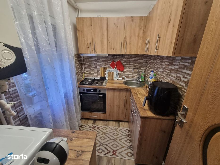 Garsonieră recent renovată,28 mp,Deva-str. Mihai Eminescu