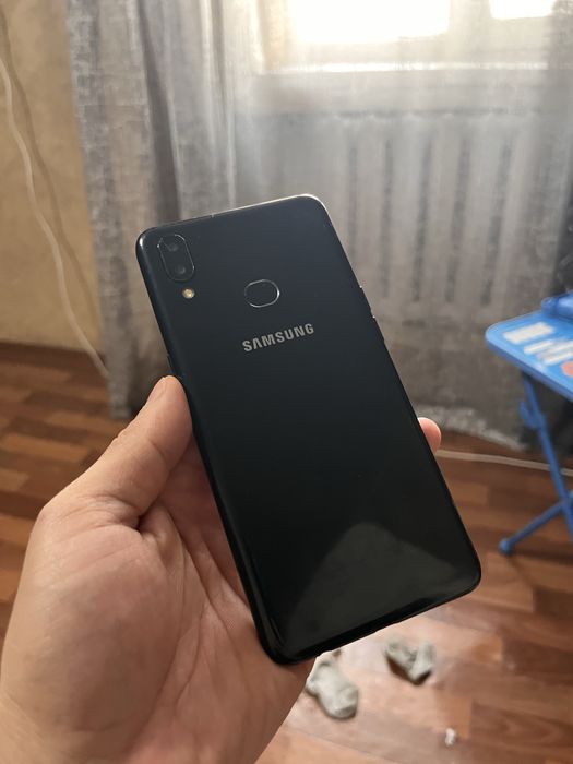 Самсунг A10s 32GB можно и обмен