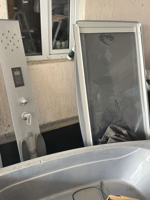 Продам душевую кабинку