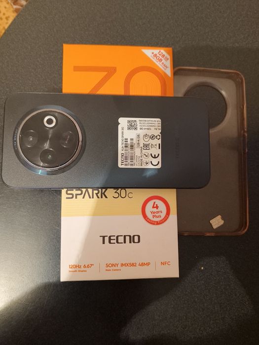 Tecno spark 30 128 Gb