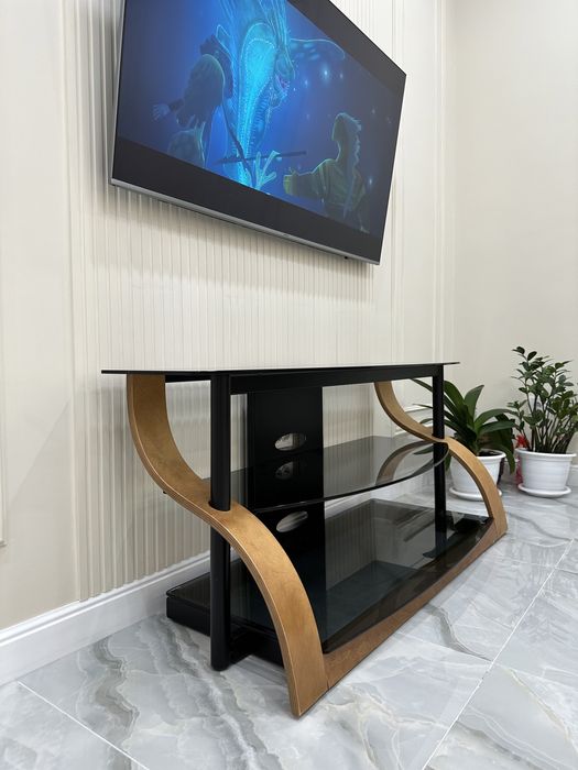 Продается под ТВ