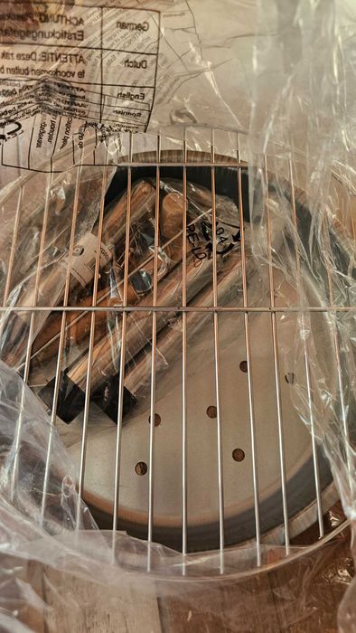 Mini gratar pe carbune