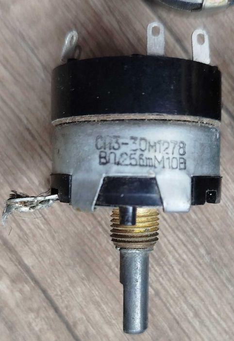 потенциометеър  ключ СПЗ-30М- 3бр.