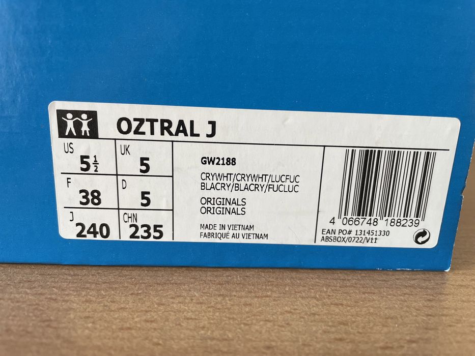 НОВИ! Adidas Oztral Дамски маратонки