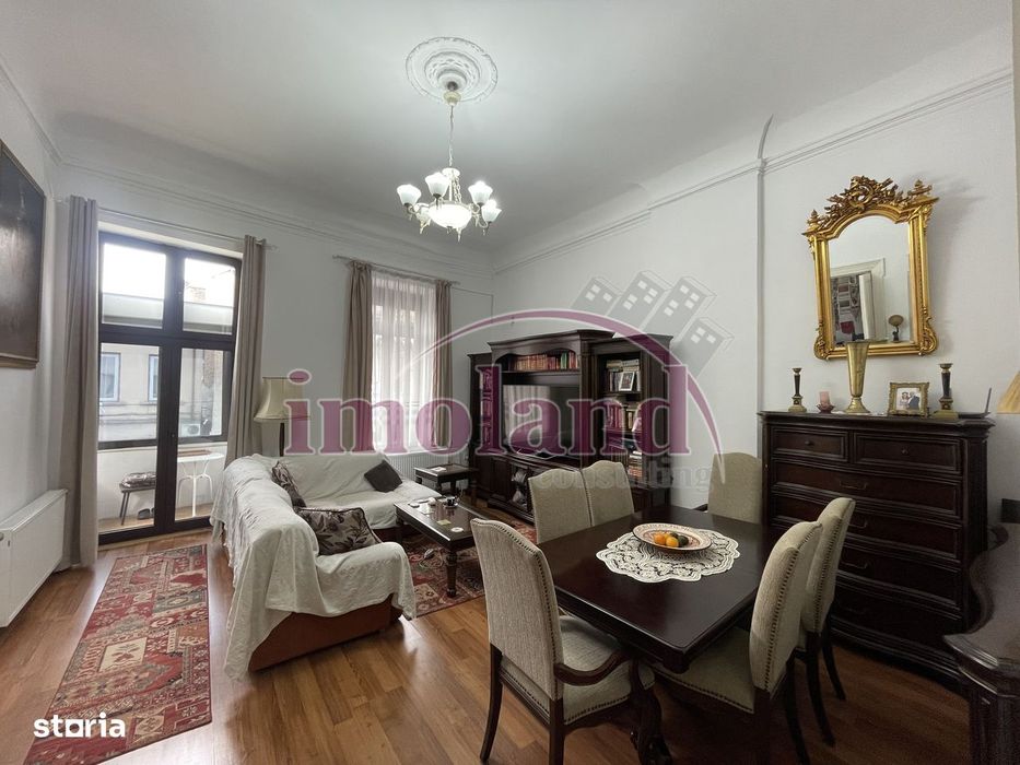 Apartament spectaculos de 4 camere într-o vilă cu farmec istoric pta V