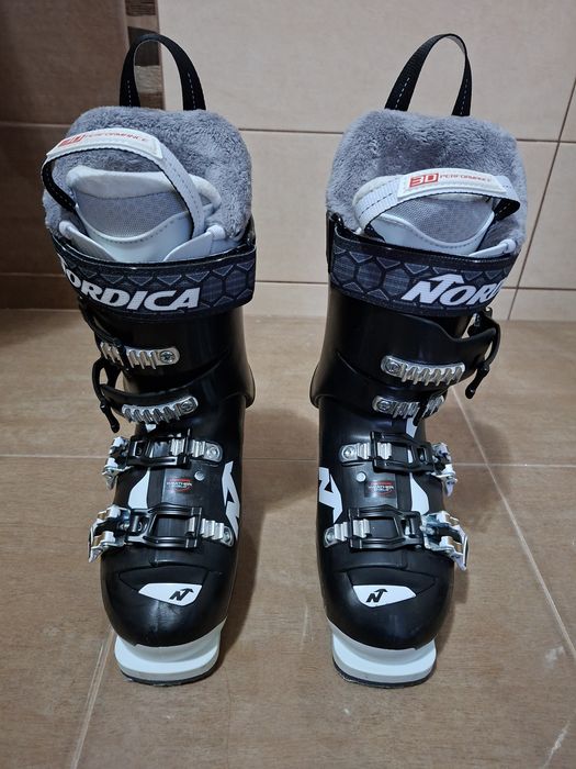 Clapari  Nordica 23-23,5 cm