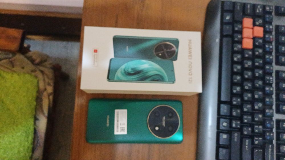 Продам телефон хуавей нова