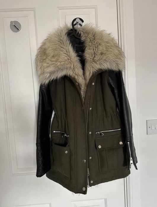 Палто River island