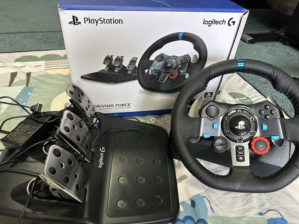 Logitech G29 Driving Force – волан с педали в перфектно състояние гр ...