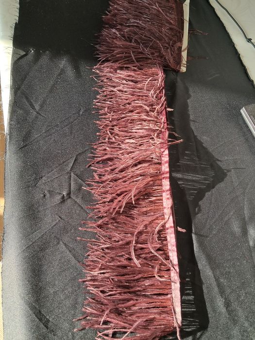 Продам натуральные перья страуса