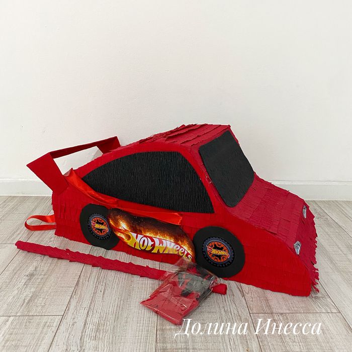 Пиньята синий трактор, ракета, хотвелс