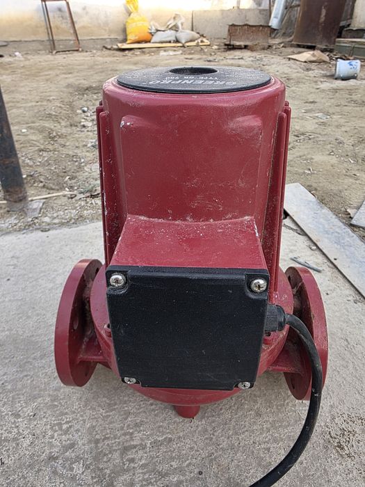 Циркуляционый насос на 750W