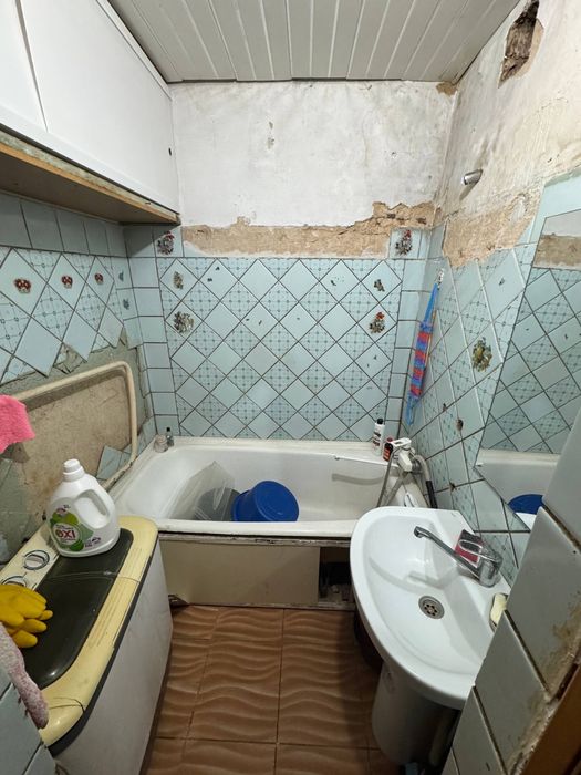 Продам 2 комнатную квартиру