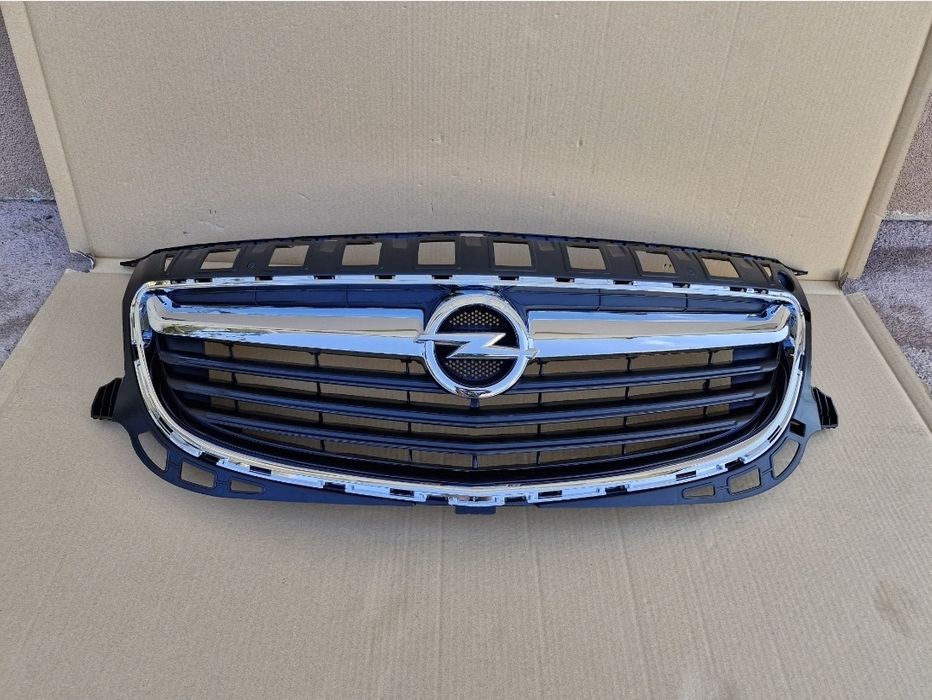 Grila centrala Opel Insignia 2013-2016 facelift NOUA