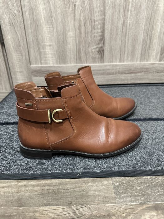 Женские осенние ботинки geox