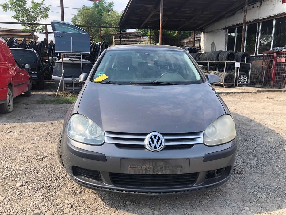 Piese dezmembrari VW Golf 5, motor 1.9 tdi - BRU - cutie GQQ gri LA7T