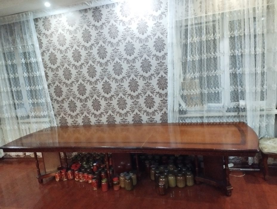 Продам стол со стульями