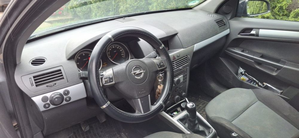 Opel Astra H Caravan 1.9 CDTI – 2005