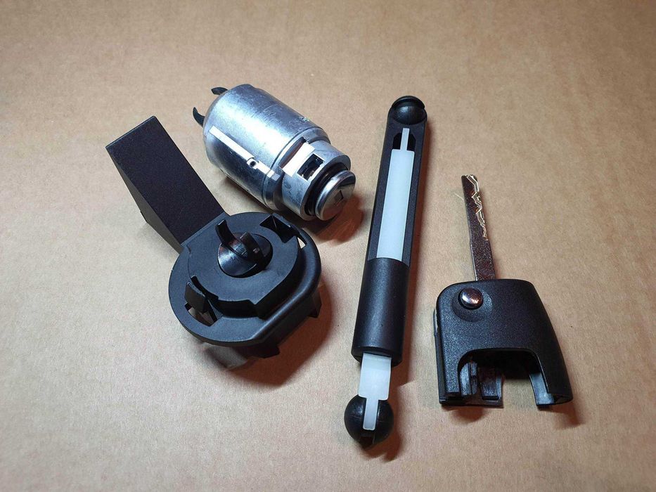 Set butuc tija yala capota Ford Focus mk2, Ford Kuga, Ford C-max