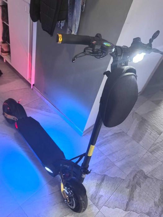 Електрически скутер (тротинетка ] Kaabo Mantis 10 Dual Plus