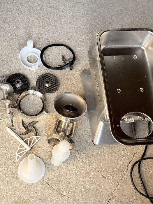 Мясорубка мощная