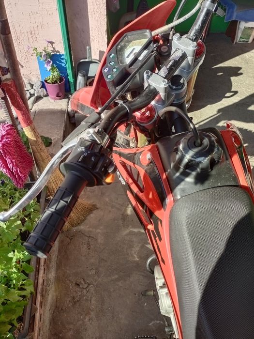 Мотоцикл эндуро crf