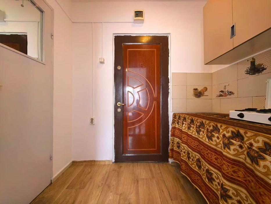 De închiriat camera cămin