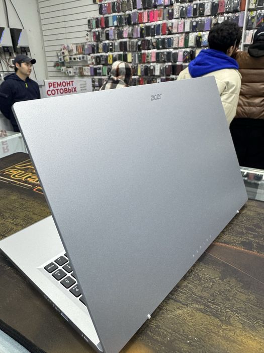 Acer aspire R5-7520U 8/512 15.6 FHD Ips