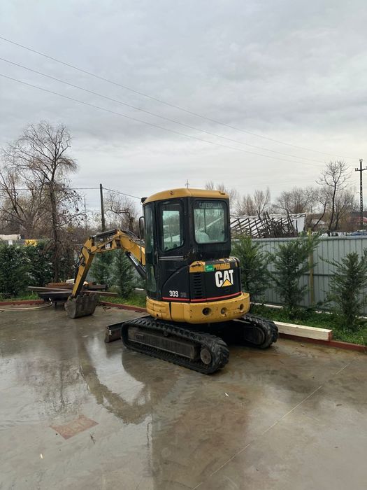 Mini excavator Caterpillar