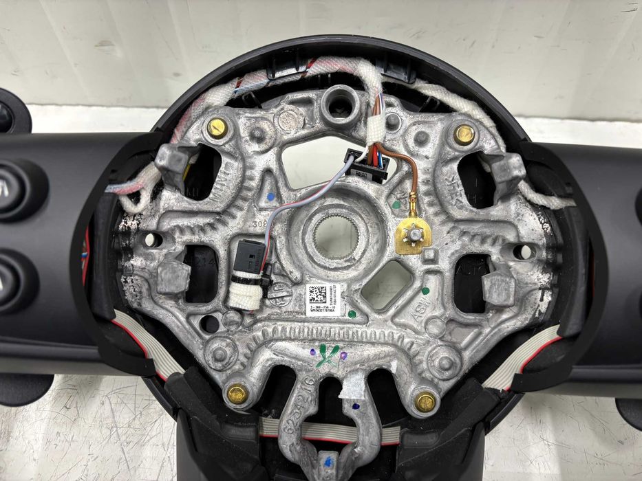 Мултифункционален волан Мини Джон Купър Ф55 Ф56 Ф57 Ф54 Ф60 Mini JCW